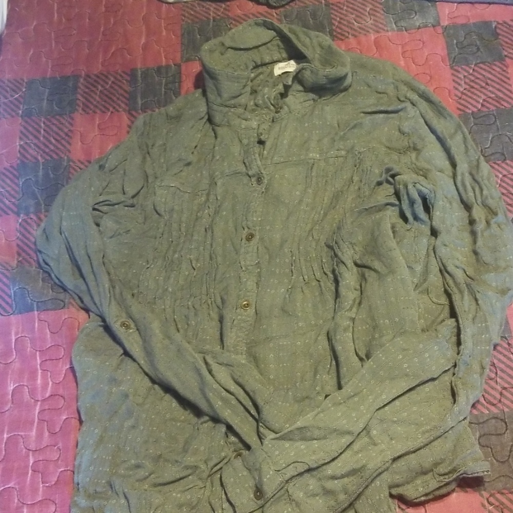 Long sleeve shirt